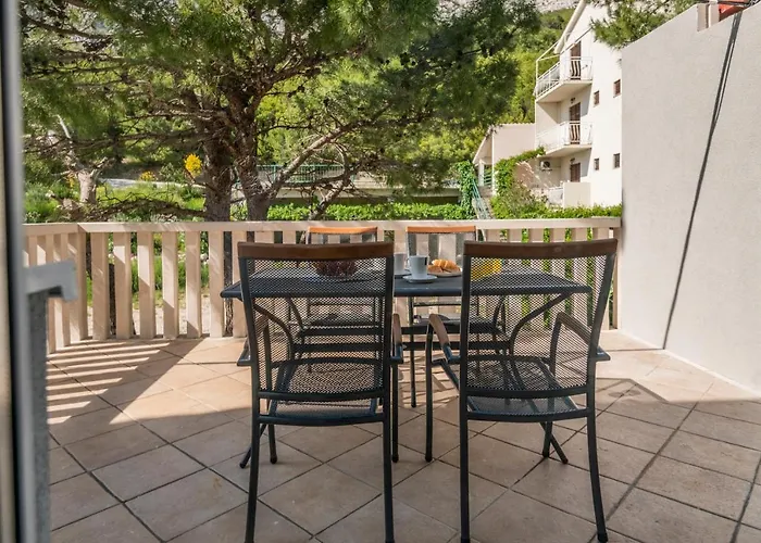 Apartments Zvone
