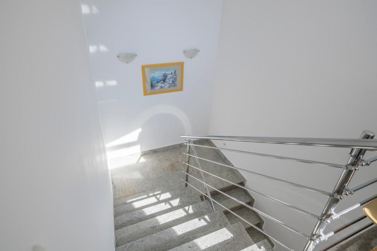 Zvone Apartment