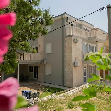 Apartments Zvone Lokva Rogoznica Exterior photo